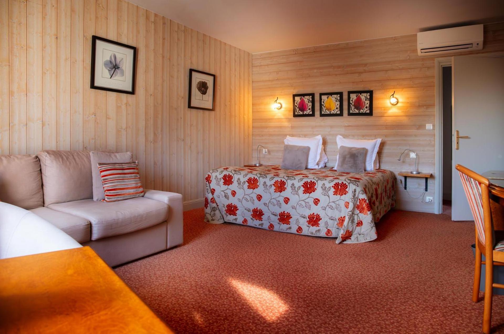 L'Aubiniere Hotel Restaurant & Spa Saint-Ouen-les-Vignes Buitenkant foto